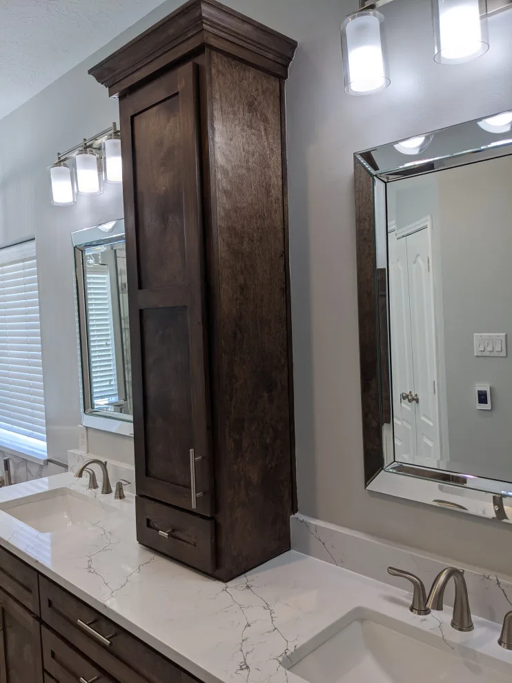 Espresso and marble bathroom by Prime & Precision - Photo 4