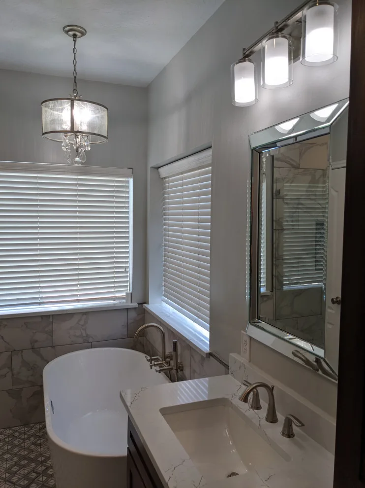 Espresso and marble bathroom by Prime & Precision - Photo 20