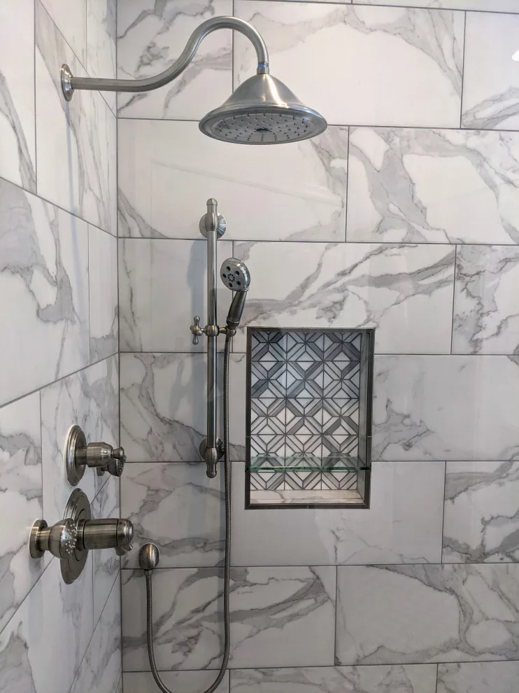 Espresso and marble bathroom by Prime & Precision - Photo 14