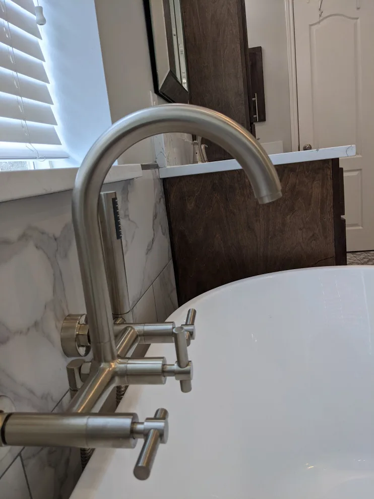 Espresso and marble bathroom by Prime & Precision - Photo 6