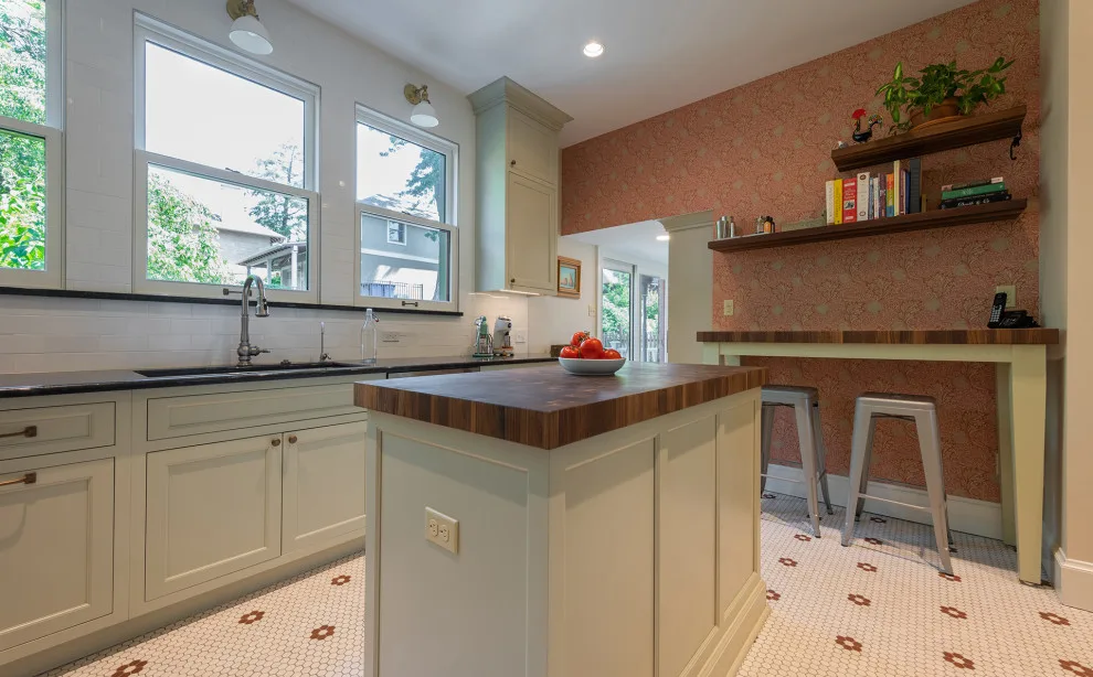 Marlborough Street by J. Francis Company LLC - Photo 3