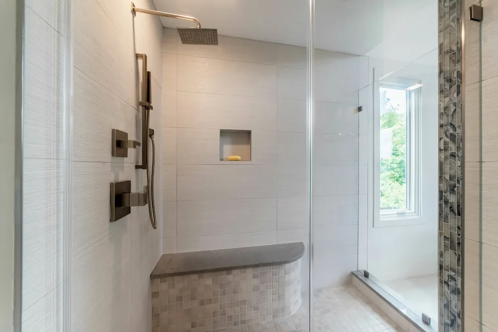 Elegant Curves in the Master Bath by Harte Remodels, LLC - Photo 4