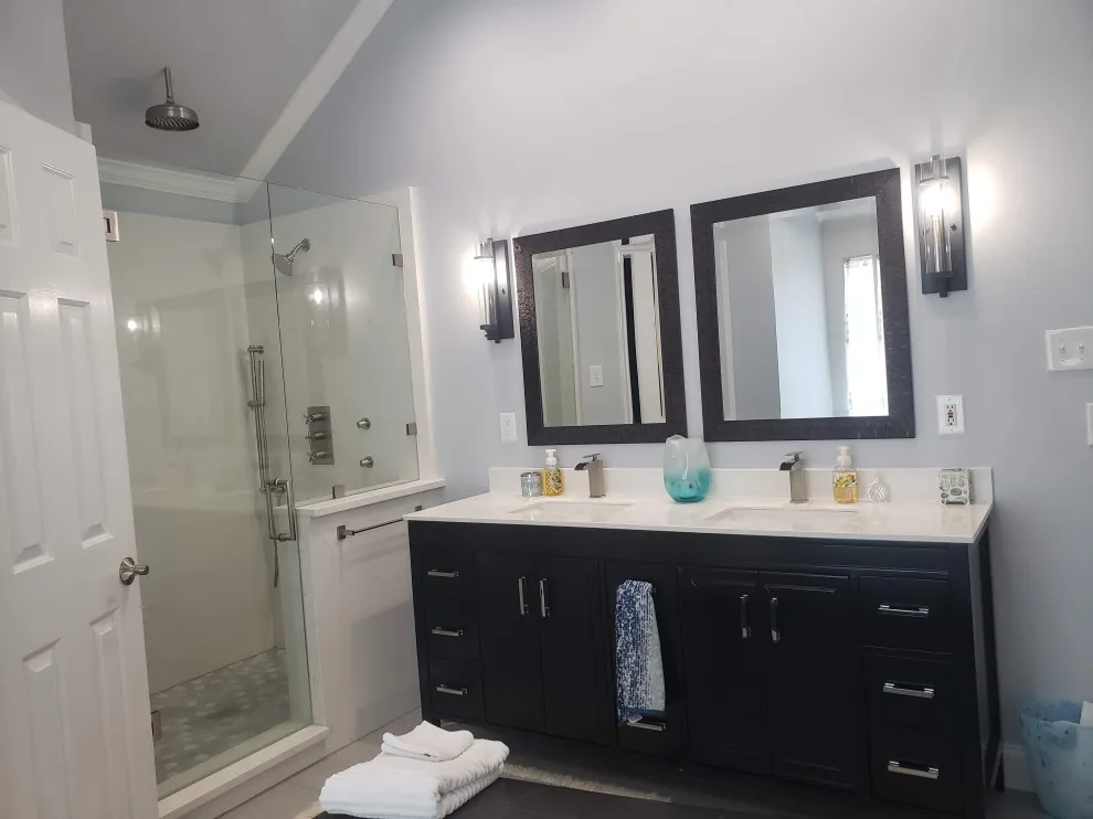 Carrolton Master Bathroom by Dreams To Reality - Photo 2