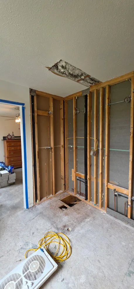 Centerburg Master Bathroom Renovation by Stover Home Services LLC - Photo 9