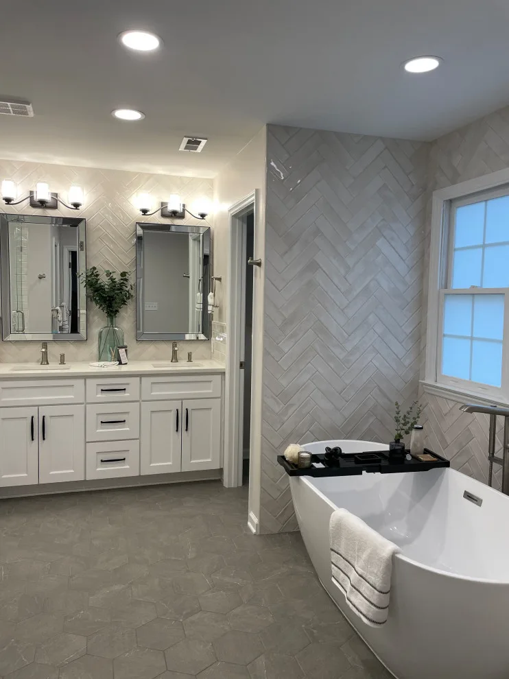 Eternal Luxury Bathroom by TG Construction & Design, Inc. - Photo 5