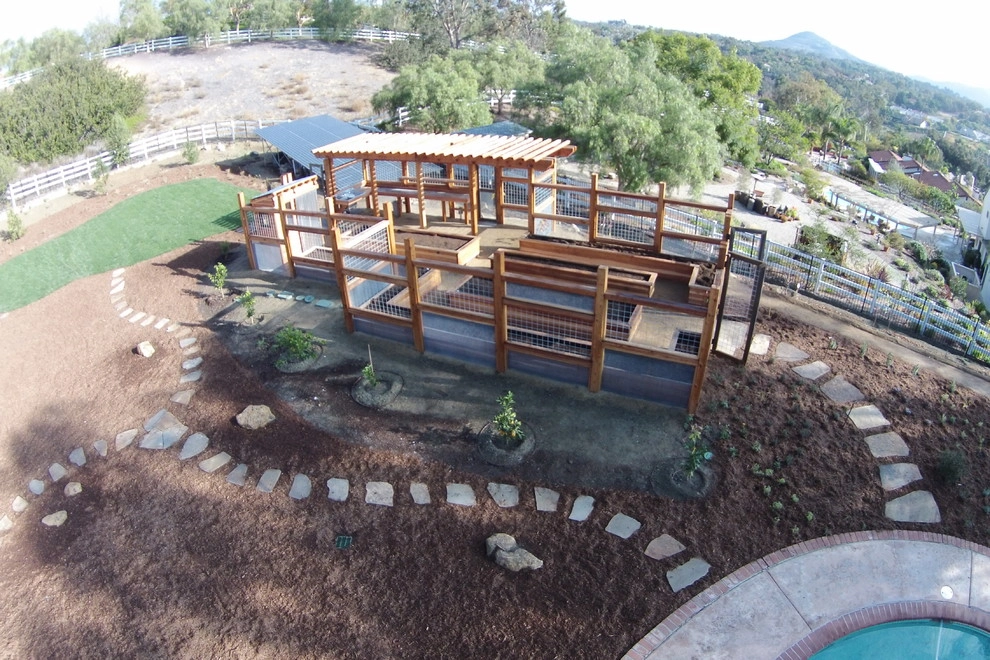 Vegetable Structure Rancho Santa Fe by Carson Douglas Landscape Architecture - Photo 18