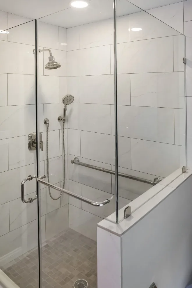 Chantilly, VA - Castle Ct Master Bathroom and Closet by WISA Solutions - Photo 4