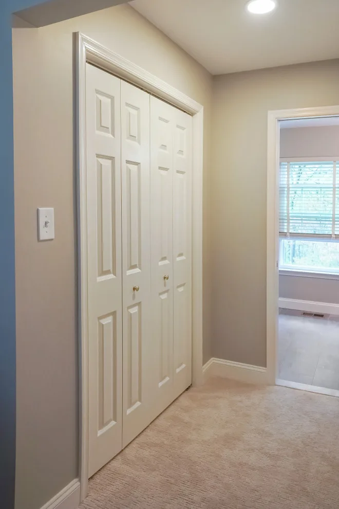 Chantilly, VA - Castle Ct Master Bathroom and Closet by WISA Solutions - Photo 3