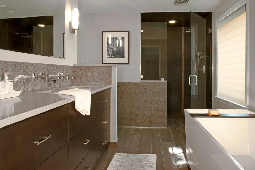 Bloomfield Hills Master Bathroom by Newmyer Distinctive Remodeling - Photo 2