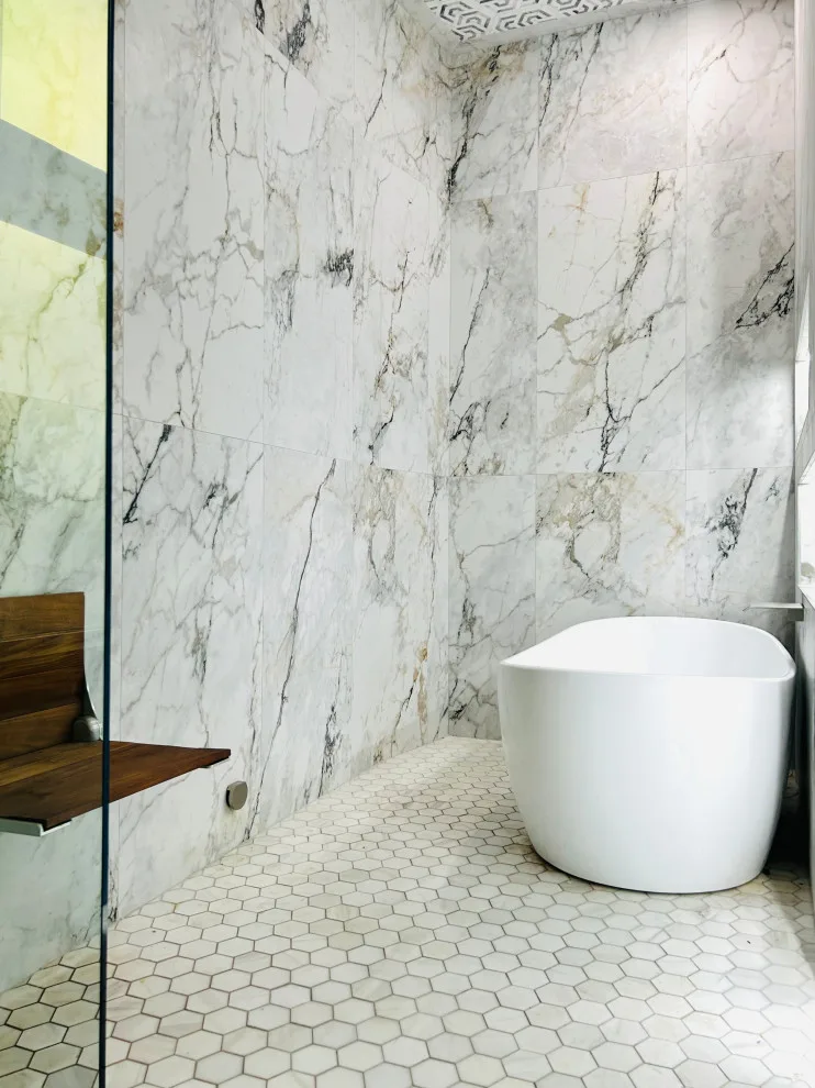 LYNNWOOD MASTER BATHROOM by J&c Contractors, LLC - Photo 8