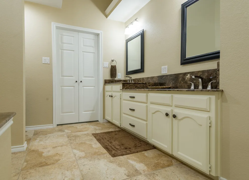North Richland Hills Master Bathroom, Smith by The Rockaway Company - Photo 3