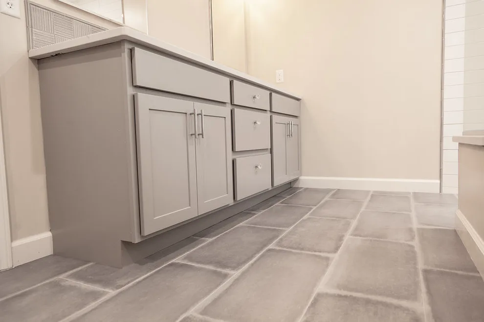 Revamped Master Bathroom by Aleto Construction Group - Photo 6
