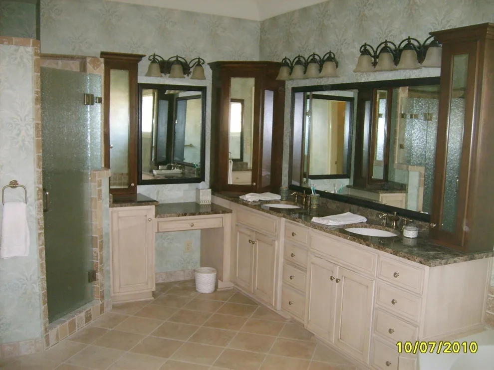 Acquired Path Main Bath by Before And After Builders, Inc. - Photo 4