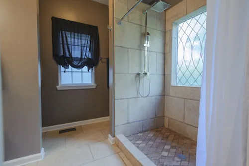 Unmatched Wonder in the Main Bathroom by RSU Contractors - Photo 4
