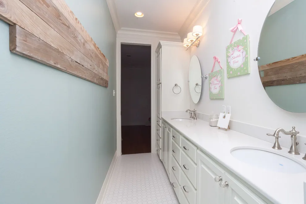 McDonald Home by Craft Realty Interiors Homes - Photo 16