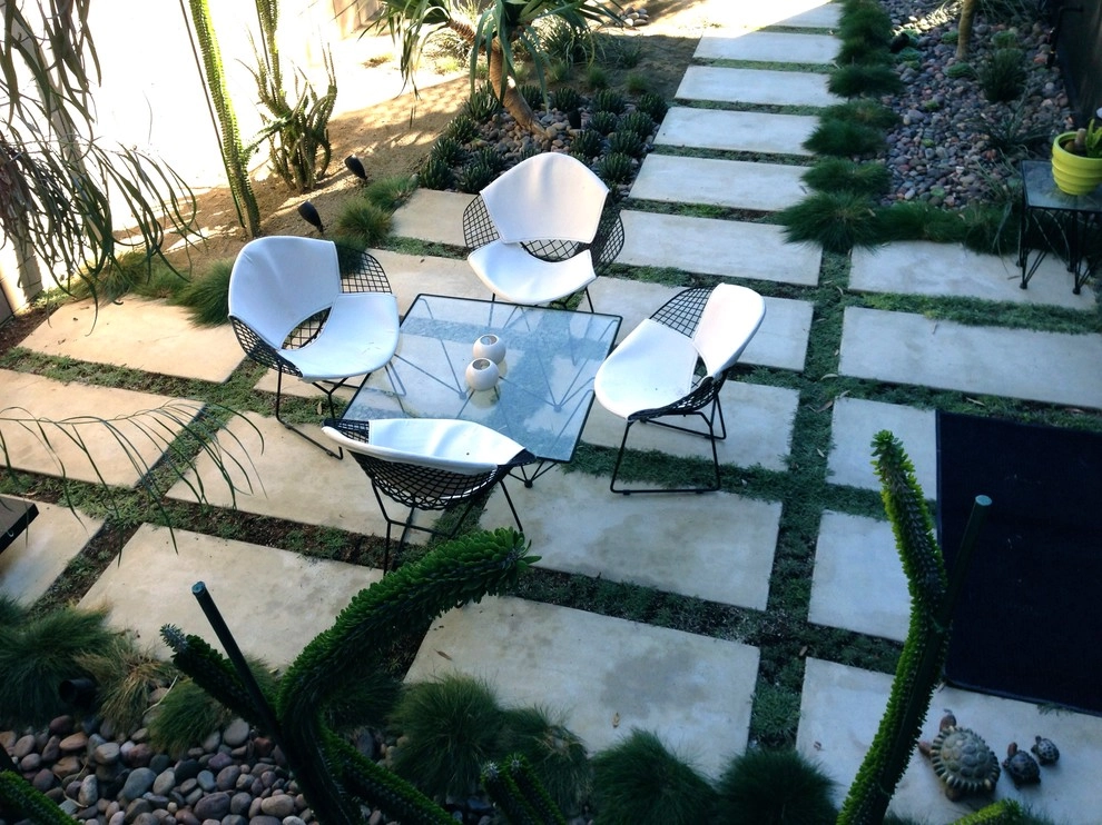 Shayan House by Carson Douglas Landscape Architecture - Photo 9