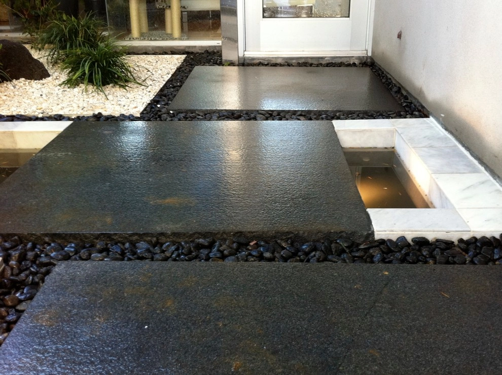 Del Mar Atria by Carson Douglas Landscape Architecture - Photo 3