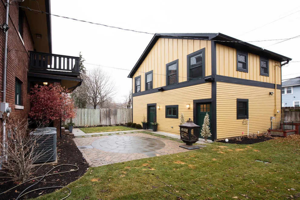 Meridian Park Coach House by Emergent Construction - Photo 4