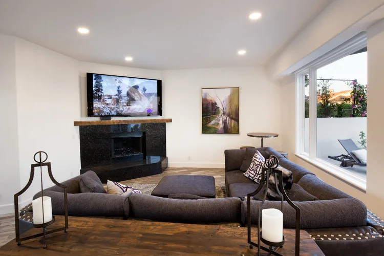 Santa Barbara Mesa Home by Jed Hirsch, General Building Contractor, Inc. - Photo 17