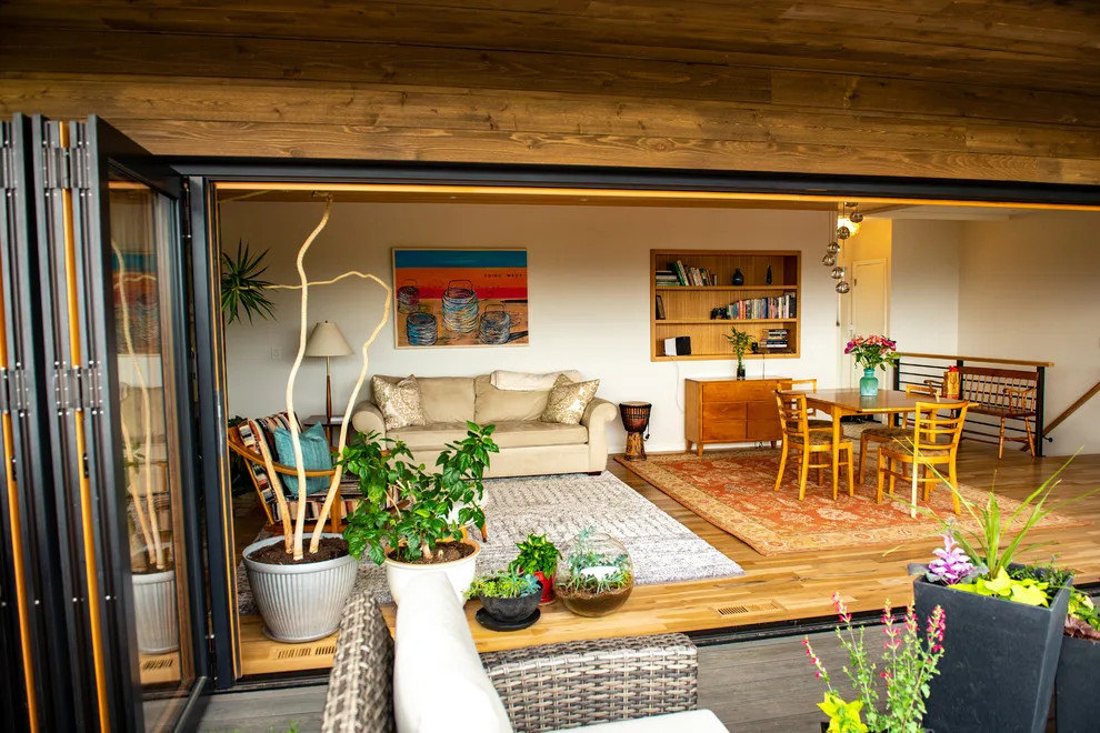 Mid-Century Avenues Revitalization by Living Home Construction - Photo 21