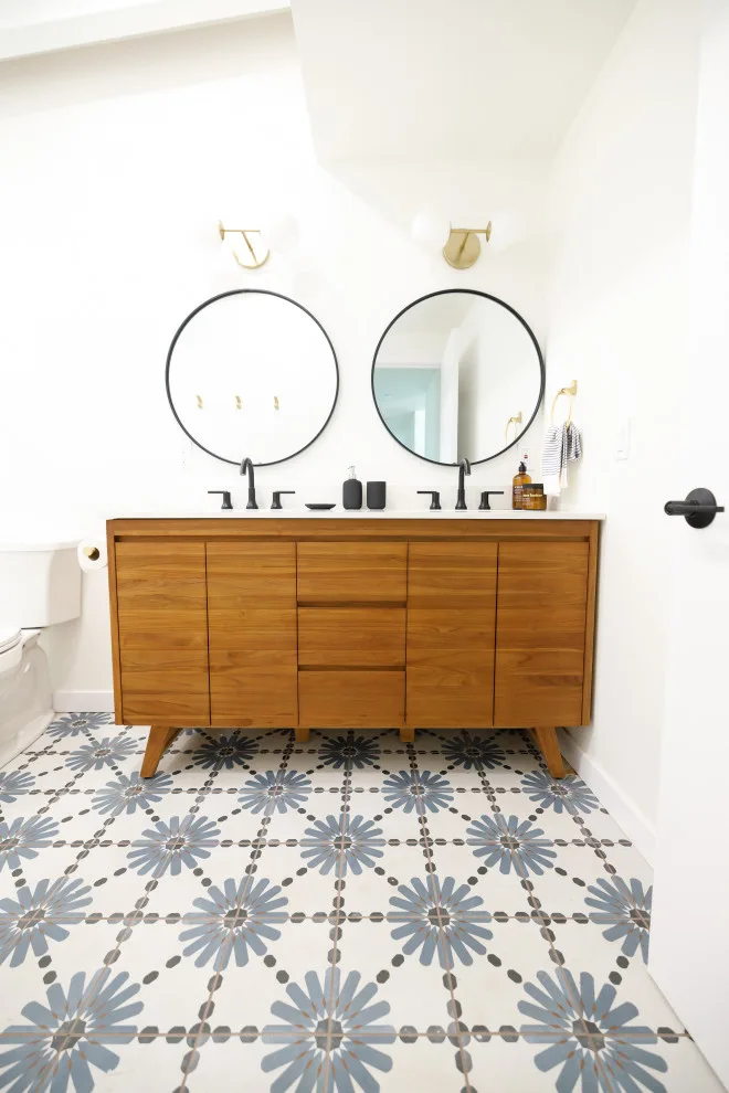 Mid-Century Coastal Home by Dovetail Projects - Photo 4