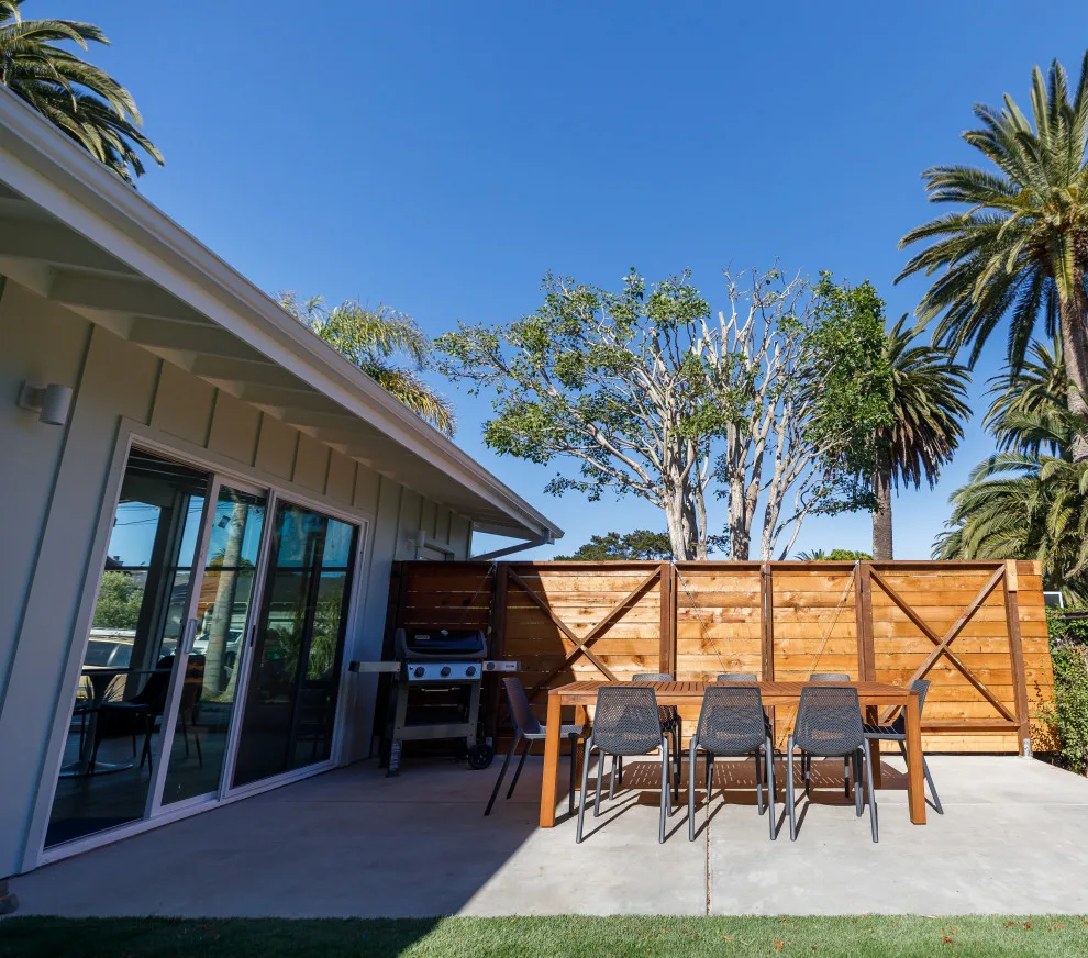 Mid-Century Coastal Home by Dovetail Projects - Photo 6