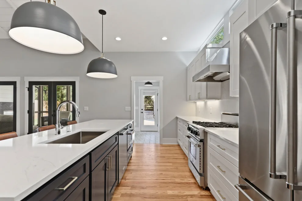 Kensington Road Mid-Century Modern by Level Craft Construction - Photo 3