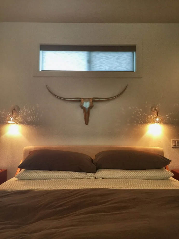 Midcentury Modern Pool House and Master Suite Expansion by Icon Construction & Remodeling - Photo 9