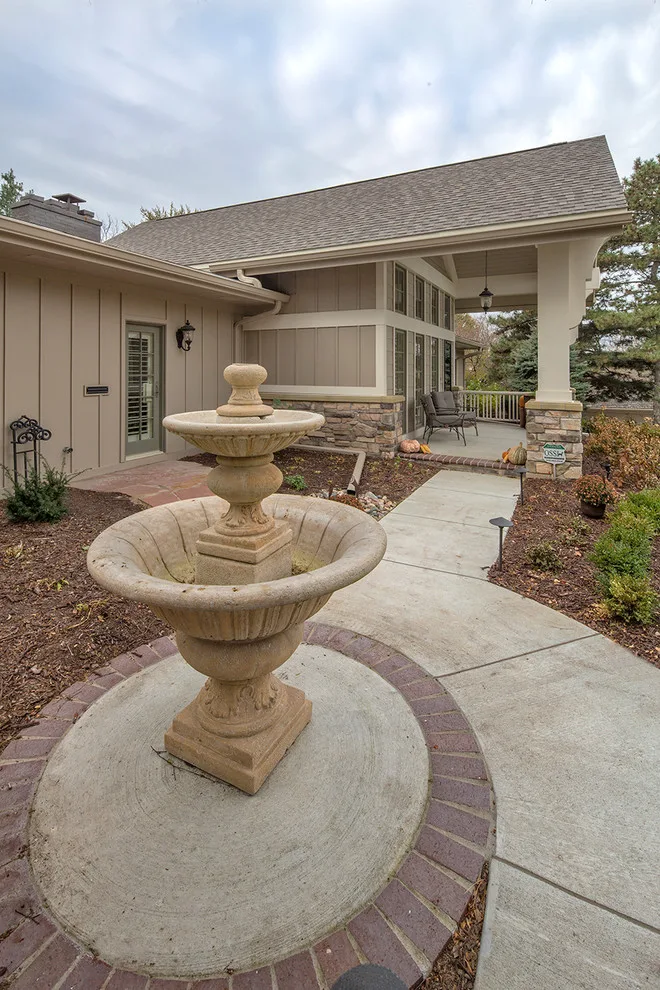 Mid-Century Ranch House by Craig Tuttle Construction, Inc. - Photo 13