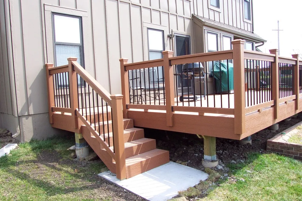Miller - Evergrain composite decking in Kansas City by All Weather Decks - Photo 3