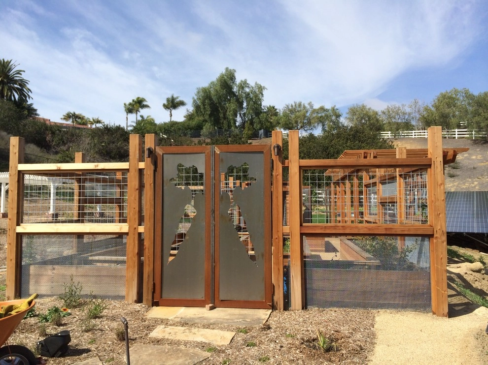 Vegetable Structure Rancho Santa Fe by Carson Douglas Landscape Architecture - Photo 11