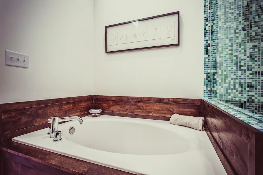 Millstream Drive refurbishment by DFS Construction Inc. - Photo 16
