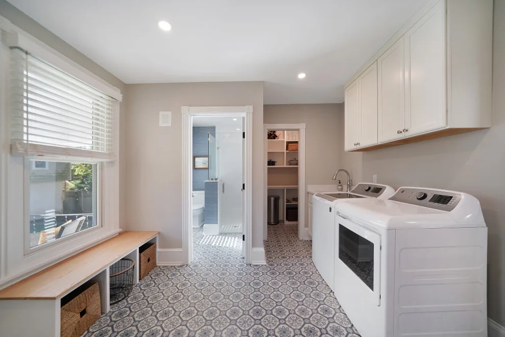 Miner Street Revamp by Hazley Builders | Architects - Photo 6