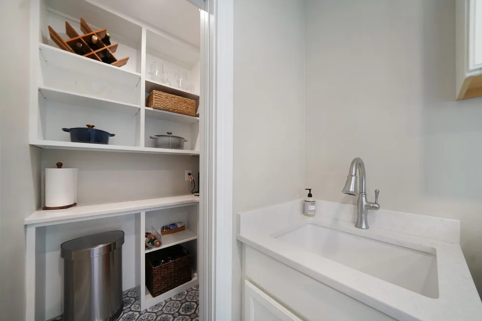 Miner Street Revamp by Hazley Builders | Architects - Photo 3