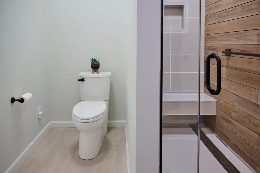 Sleek Bathroom Design by Aptitude Design & Build - Photo 3