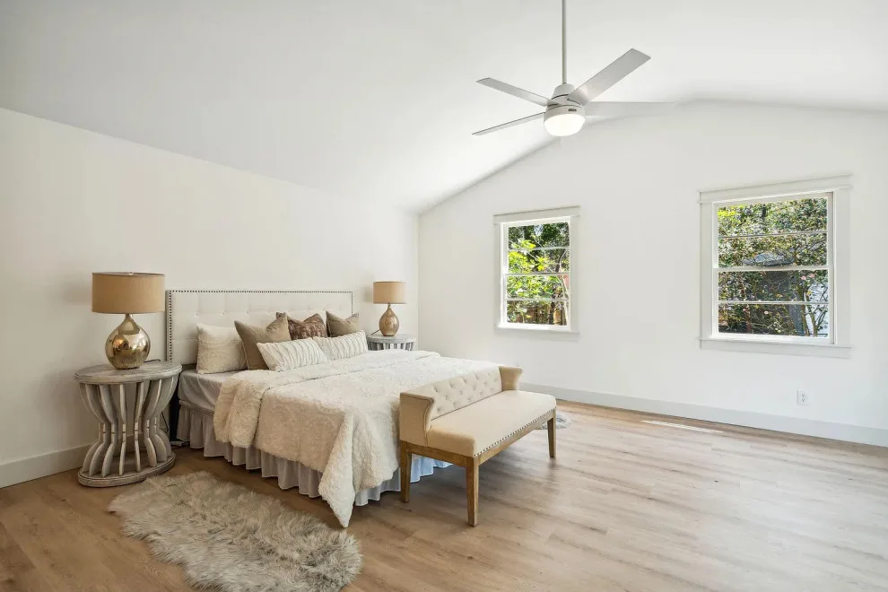 Contemporary Minimalist Renovation by Southern Harbor Construction LLC - Photo 4