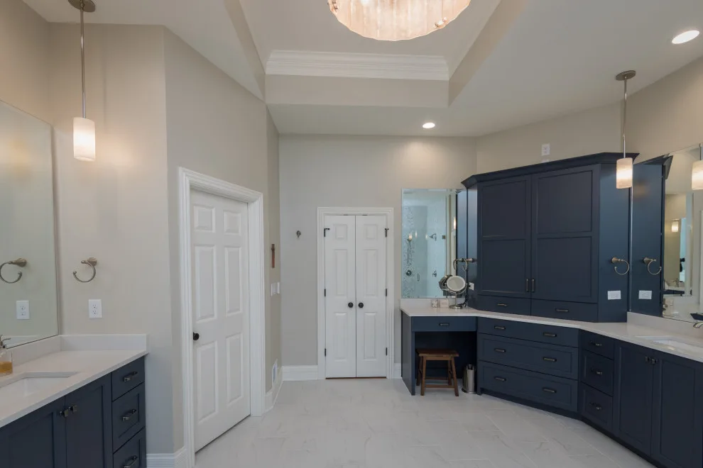 Mockingbird Gardens - Primary Bathroom by Bailey Design + Build - Photo 5