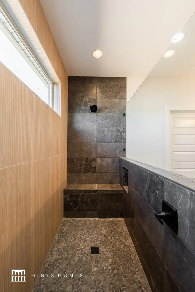 Contemporary Matterhorn by Hines Homes, LLC - Photo 17