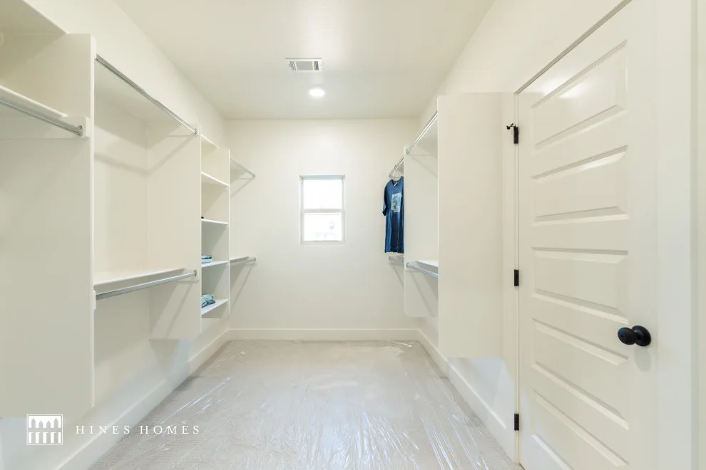 Contemporary Matterhorn by Hines Homes, LLC - Photo 15