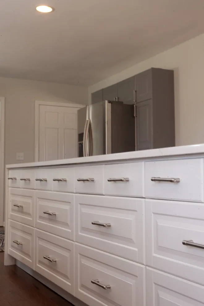 Contemporary Aboite by Miracle Contracting Inc. - Photo 5