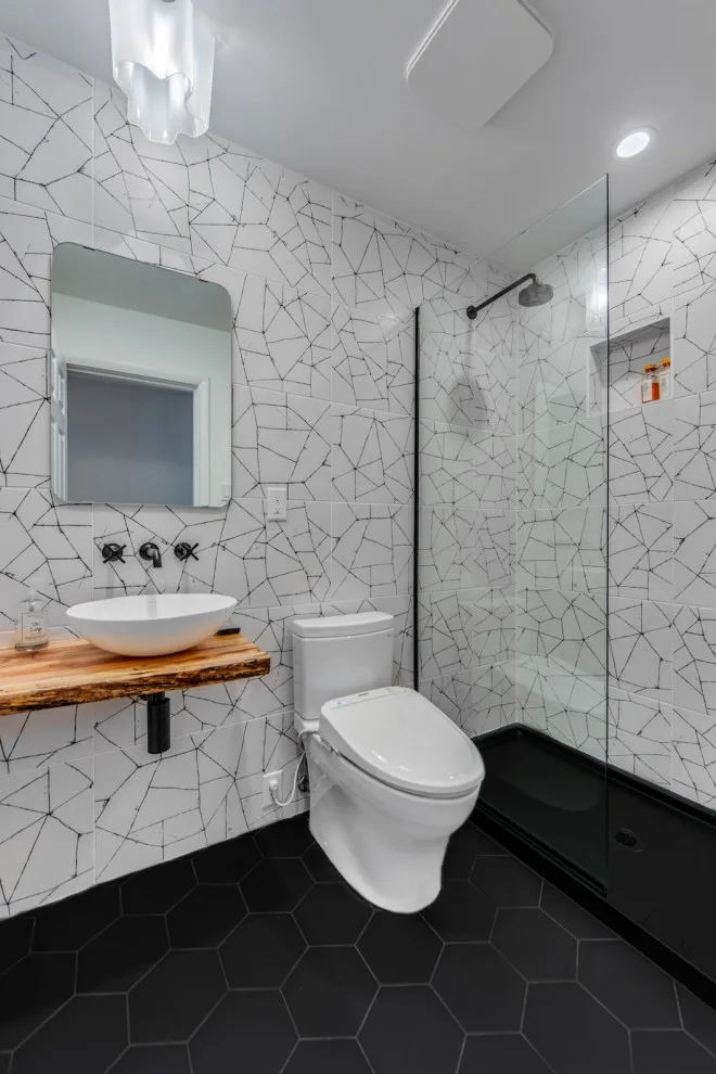 Contemporary Bathroom by Aleto Construction Group - Photo 3
