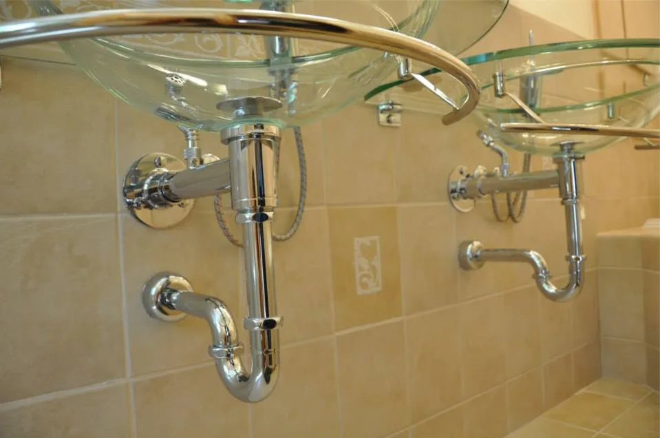Modern Bathroom Renovation and Design by V-Builders - Photo 6