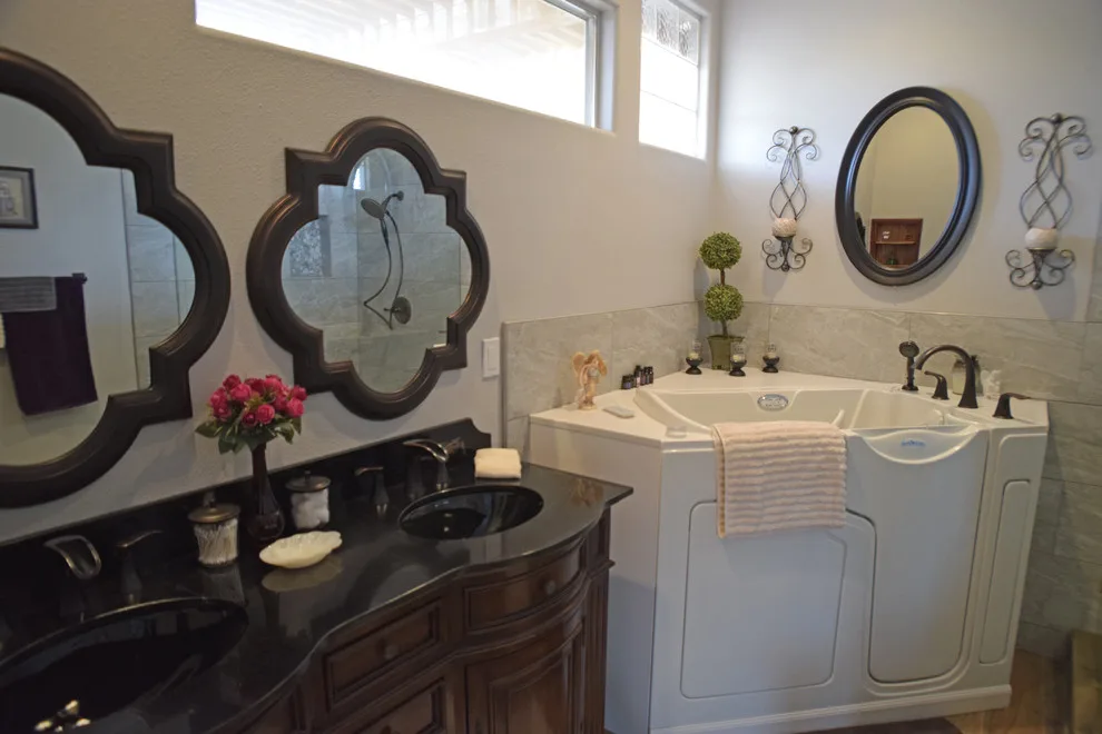Contemporary Bath and Primary Suite by AFR Construction - Photo 16