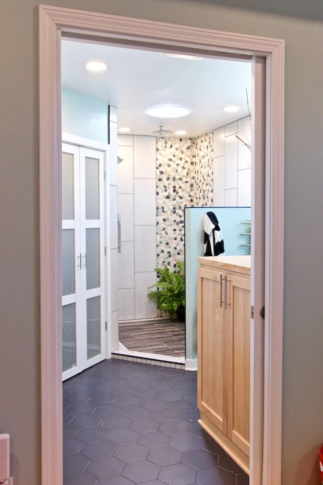 Contemporary Restroom by Blue Ridge Design Build - Photo 21