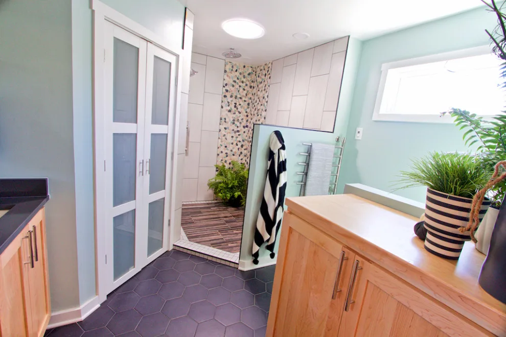 Contemporary Restroom by Blue Ridge Design Build - Photo 22