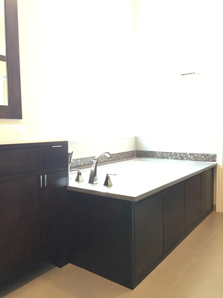 The Contemporary Bath Suite at Fairways by Servigon Construction Group - Photo 8