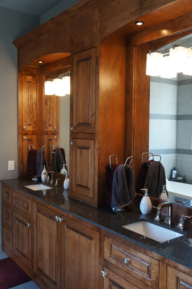 Contemporary Minimalist Master Bathroom by Servigon Construction Group - Photo 3