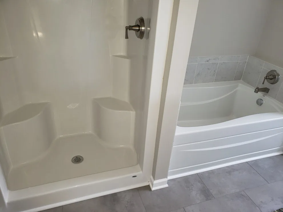 Contemporary Tailored Bathrooms by Lavish Builders - Photo 5