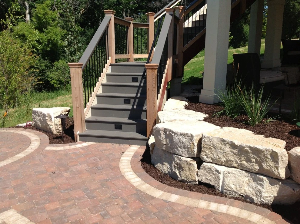 Rosemount Patio by Groundwrx Enterprises Inc. - Photo 10