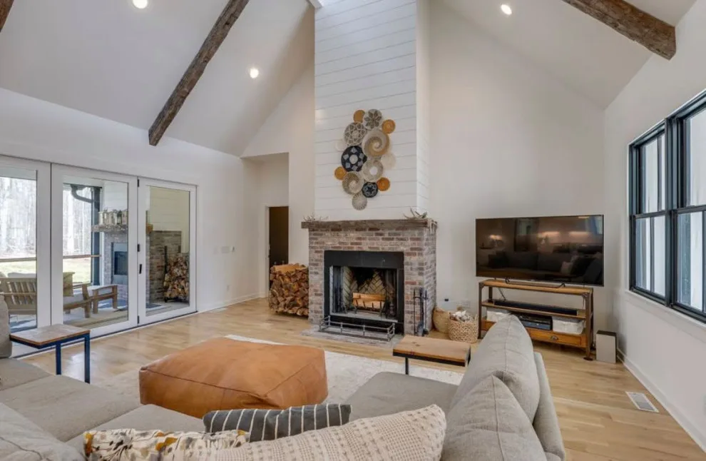 Contemporary Rustic Home by Joe Reilly Inc. - Photo 9